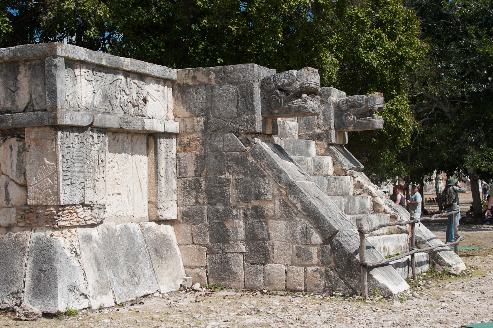 Bernard Crampon Photography - DNG-2006-02-19-CHICHéN-ITZÁ_0161