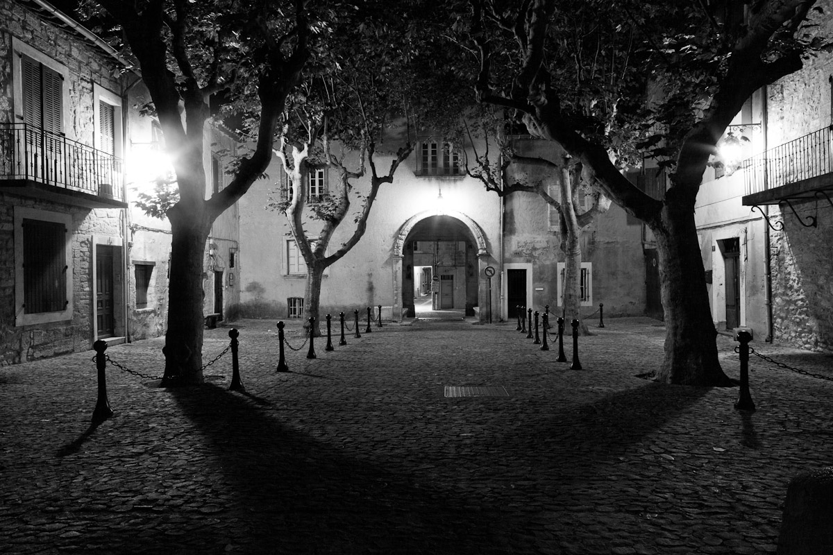 Bernard Crampon Photography - DNG 2009 06 14 Villeneuve Night shots_0026