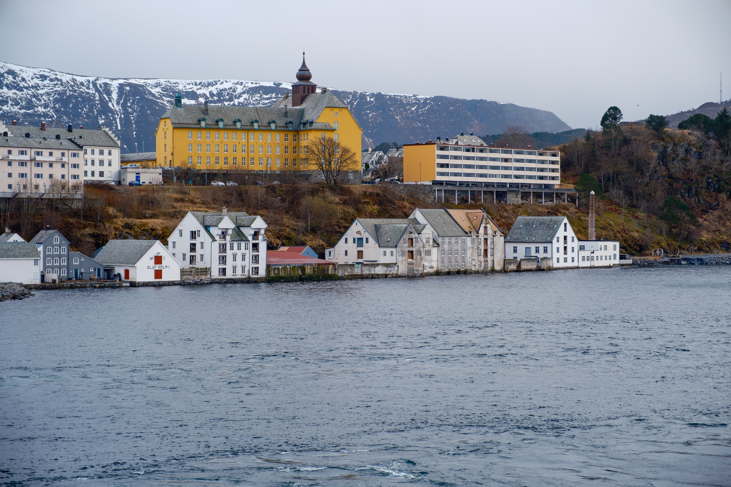 Bernard Crampon Photography - Ålesund is an important fishing port on the Norwegian Sea