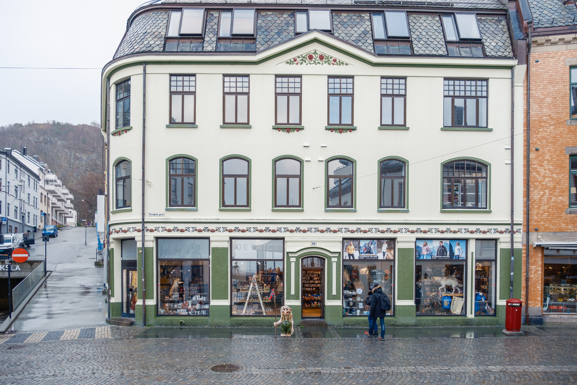 Bernard Crampon Photography - Ålesund is an important fishing port on the Norwegian Sea